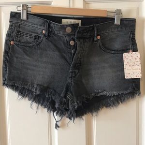 [SOLD] NWT: FP Black Denim Shorts in Sulfur Black